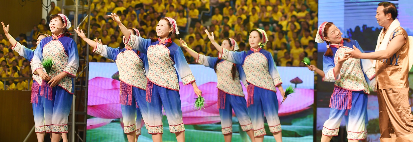 �������