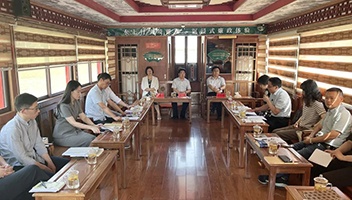 ���Ķ��˺ӡ�����������������彭�־�������